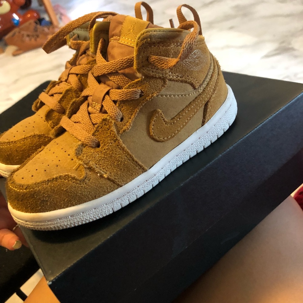 Toddler Jordan 1s